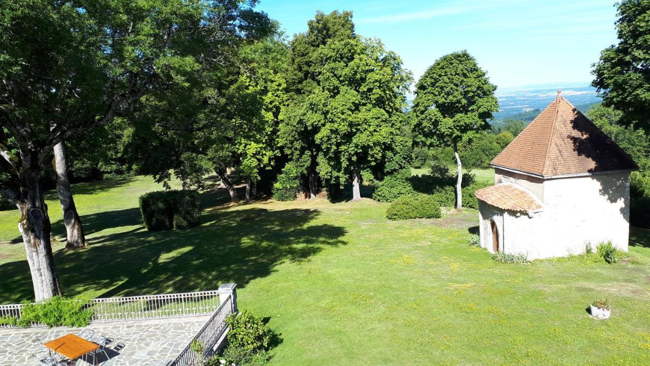 Domaine De Montvianeix Bed and Breakfast Saint-Victor-Montvianeix Εξωτερικό φωτογραφία