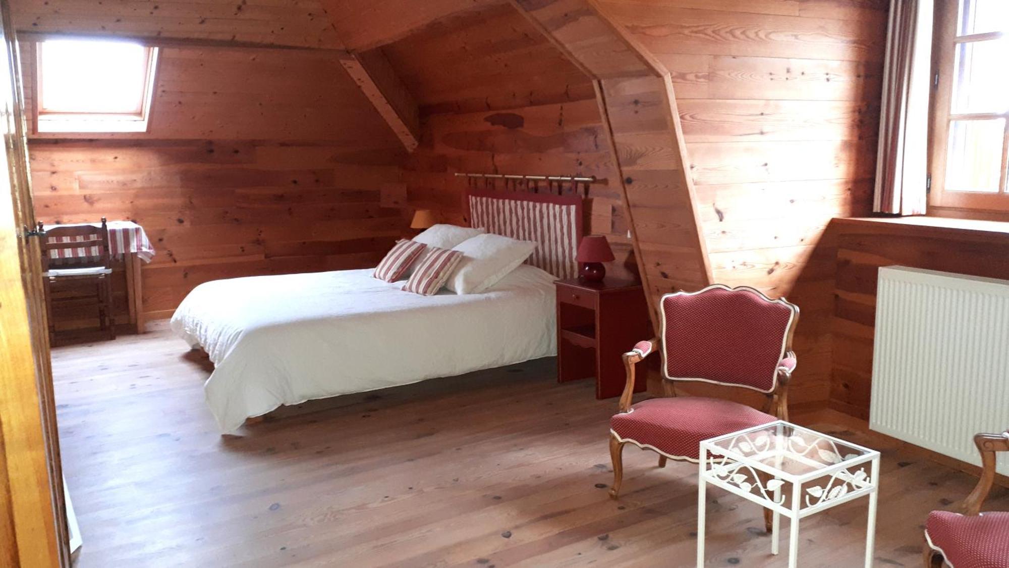 Domaine De Montvianeix Bed and Breakfast Saint-Victor-Montvianeix Εξωτερικό φωτογραφία